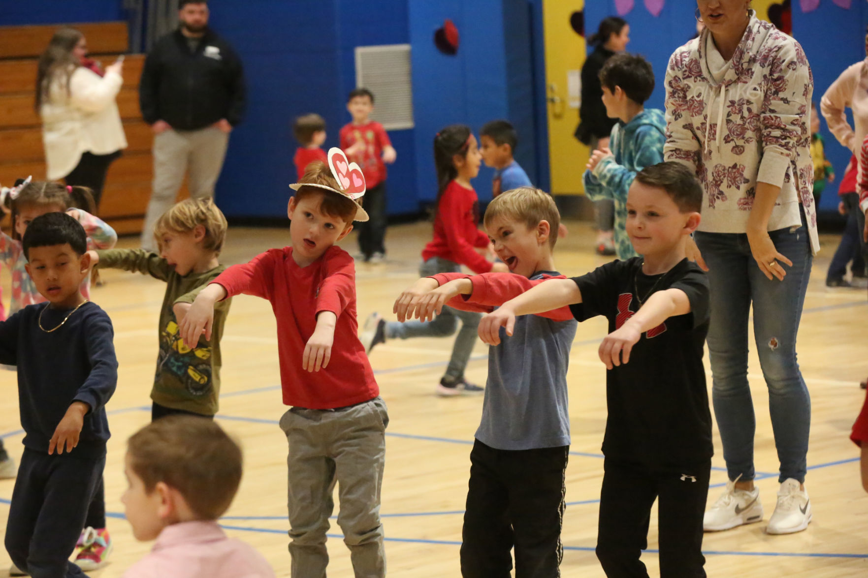 Marsh School dance and jump rope contest